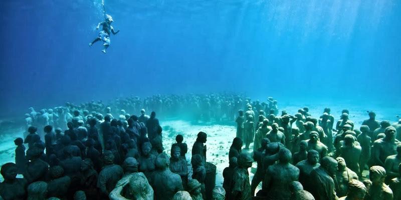 The Underwater Museum: The Submerged Sculptures of Jason deCaires Taylor - D'Autores